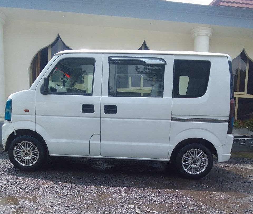 suzuki every